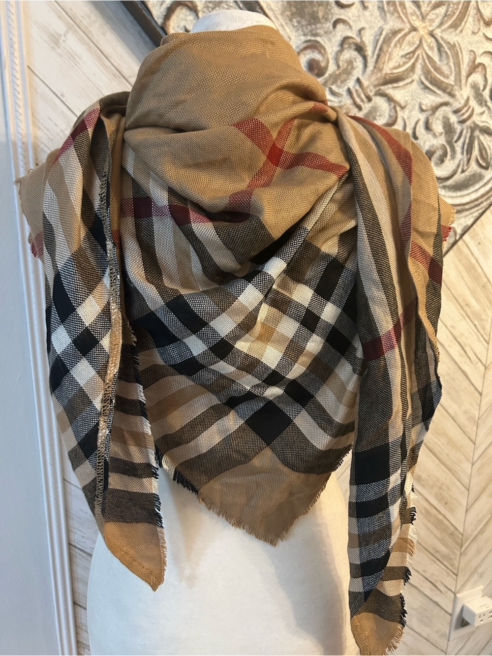 Women’s triangular scarf, tan, black, white, red